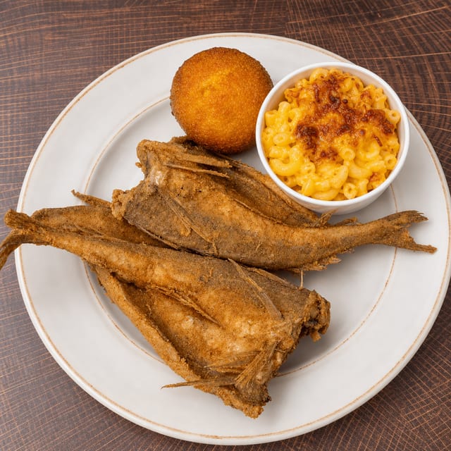 Lake Trout Dinner - 3pc.